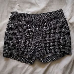 Banana Republic Women's Bird Basket PrintFit Short